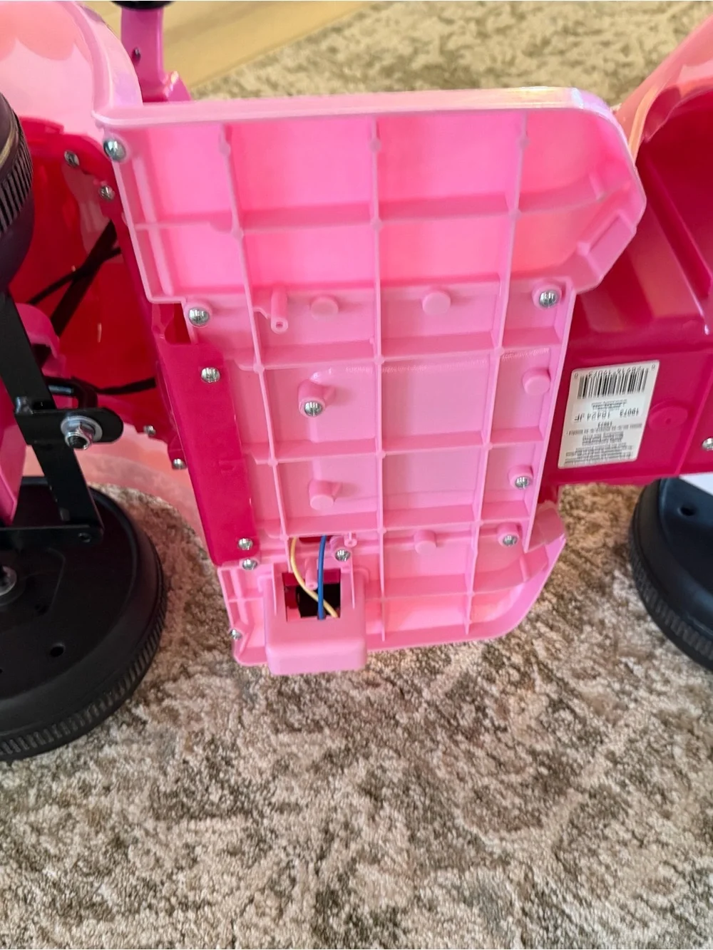 Disney Minnie Mouse Hot Pink and White Ride-On Quad
